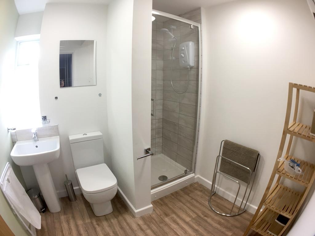 Phoenix House Apartments 월솔 외부 사진