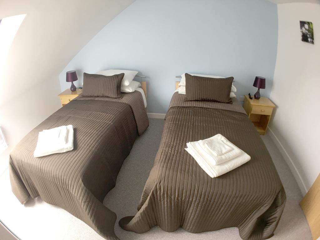 Phoenix House Apartments 월솔 외부 사진